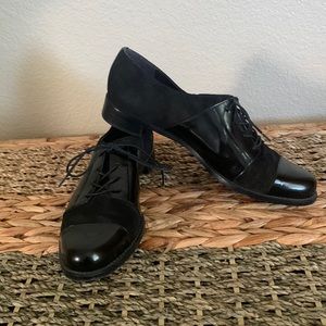 Stuart Weitzman Gold Dust Loafers